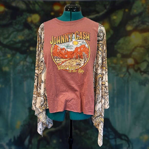 Johnny Cash Ghost Riders Graphic Poncho Top | One Size - Picture 1 of 5